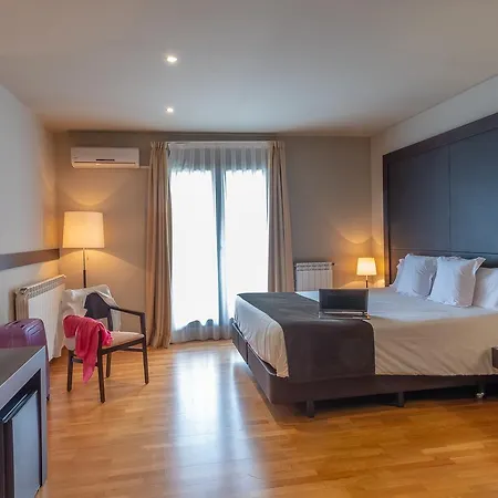 Bernat De So Hotel 3*